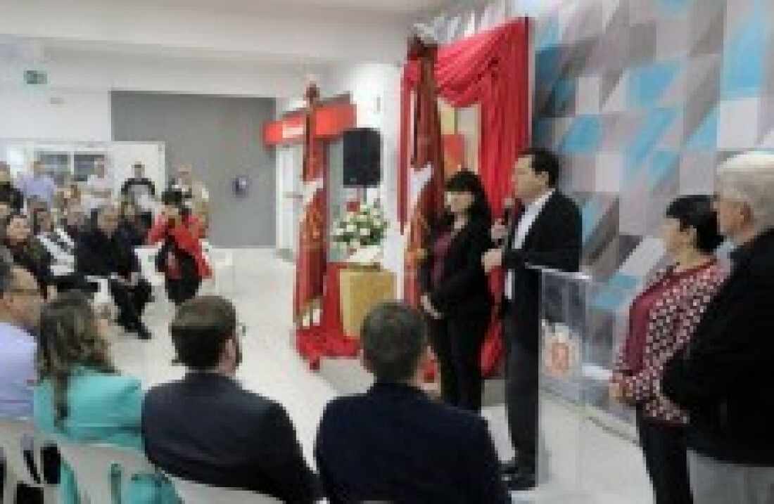 Prefeitura recebe subimpério do Divino Espírito Santo
