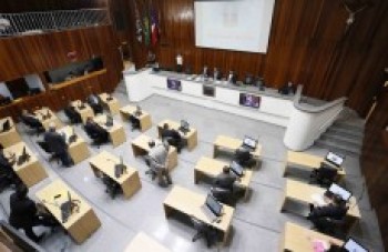 Programa Família Acolhedora é aprovado pela Câmara de Mogi