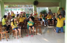 Torcedores lamentam derrota do Brasil na Copa do Mundo