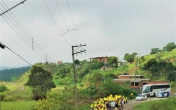 Caminhada reúne 500 pessoas no Jd. Piatã
