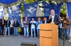 Revitalização da Praça da Bíblia é entregue em Poá