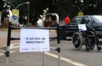 Ação incentiva respeito a vagas reservadas nas ruas