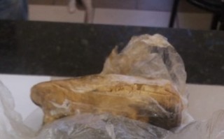 Cocaína e celular são apreendidos