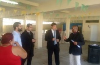 Secretário promete melhorar situação do Jardim São José