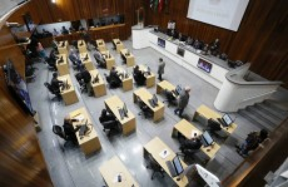 Furtos em cemitérios são discutidos em sessão