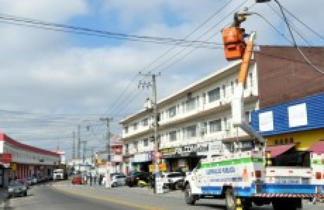 Programa Luz da Cidade substitui 8 mil lâmpadas