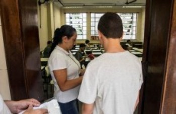Inscrições ao vestibulinho das Etecs encerram às 15h