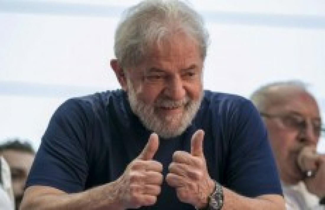 Lula pede para o STJ pena em regime aberto no caso tríplex