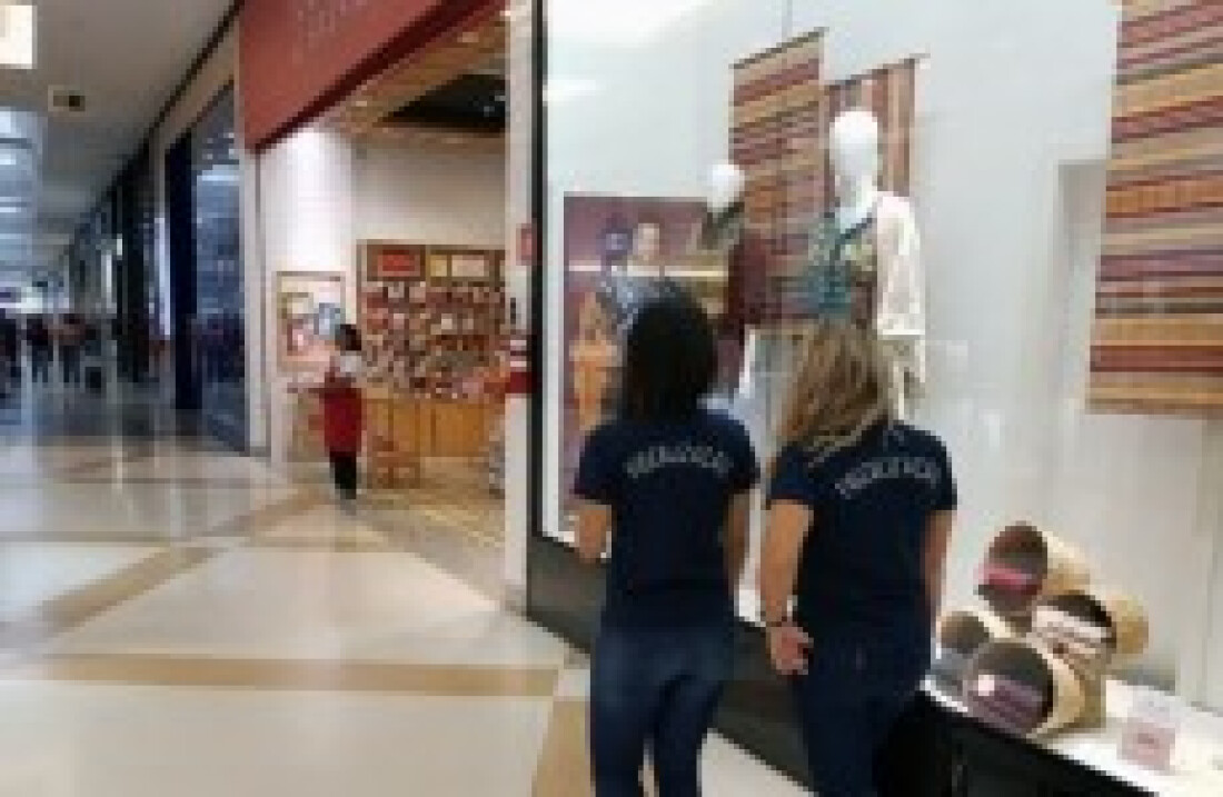 Procon realiza fiscalização do comércio