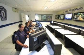 Prefeito mostra planos para aprimorar setor de segurança