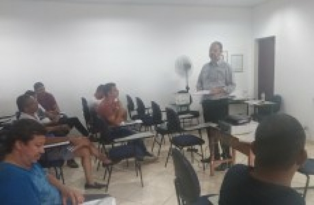 Agentes de trânsito iniciam novo ciclo de atualização