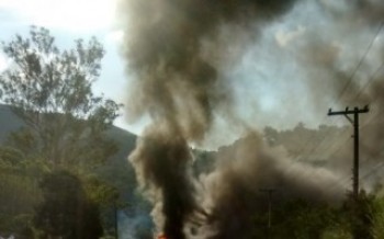 Homem morre depois de carreta pegar fogo