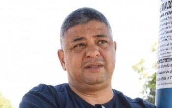 Moradores de Cezar se queixam de lixo e entulho