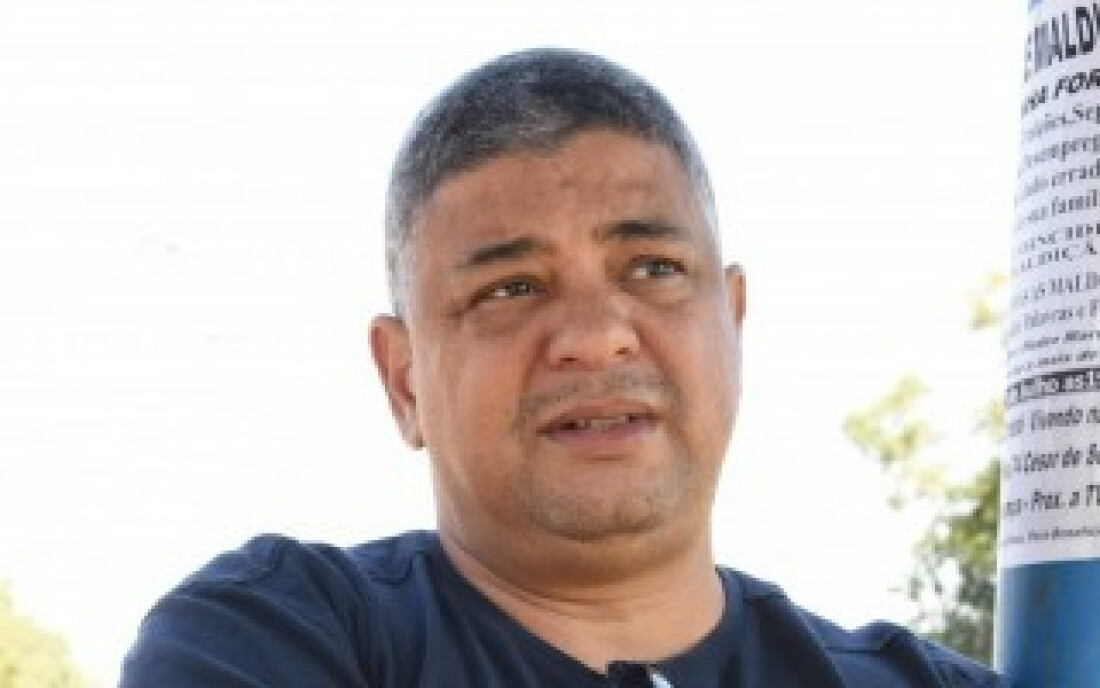 Moradores de Cezar se queixam de lixo e entulho