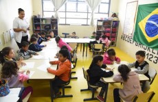 Apeoesp rejeita proposta de alterar o calendário escolar