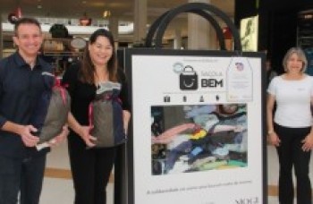 Shopping contribui com a Campanha do Agasalho