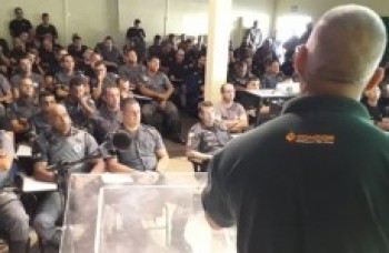 PM participa de curso