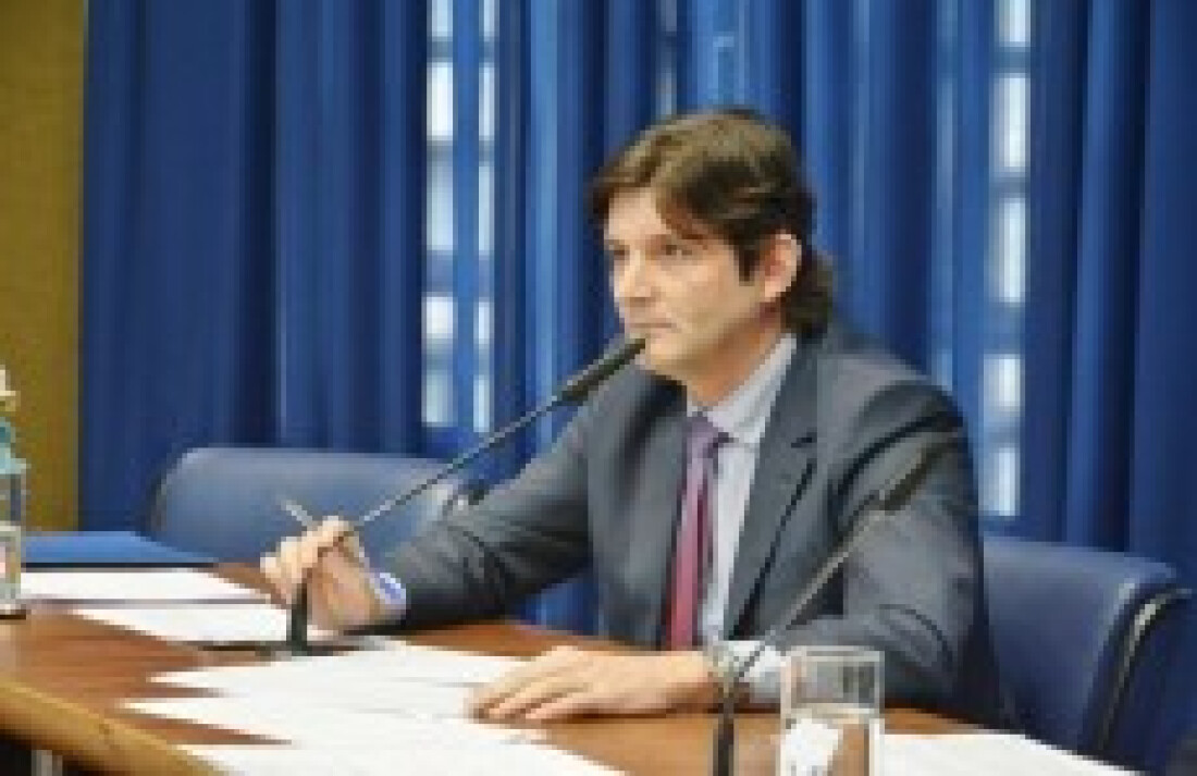 Audiência na Alesp marca o fechamento do 'Abril Marrom'