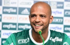 Empate garante vaga nas oitavas de final