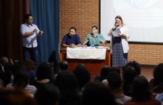 Língua Brasileira de Sinais é tema de palestra em Suzano