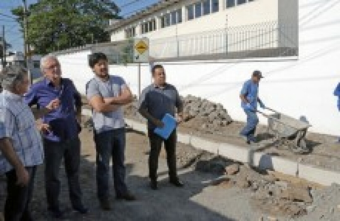 Obras beneficiam famílias e alunos
