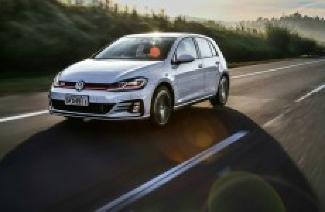 VW Golf GTI é eleito o hatchback do ano EUA