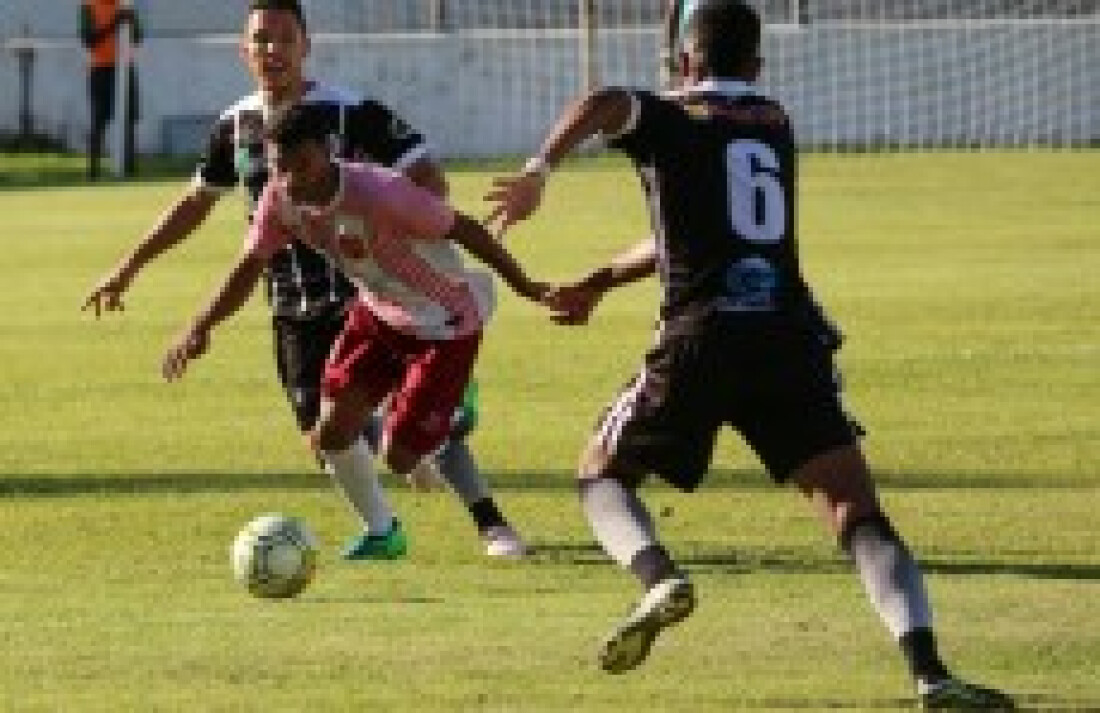 União perde para Amparo em jogo com duas viradas