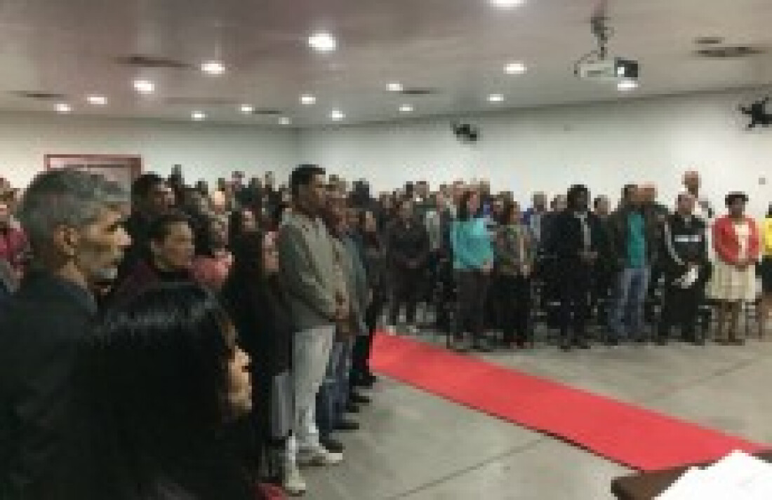 Secretaria de Educação realiza a formatura de 46 alunos da EJA