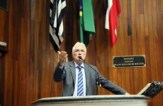 Caderneta de vacinação pode ser obrigatória para matrícula