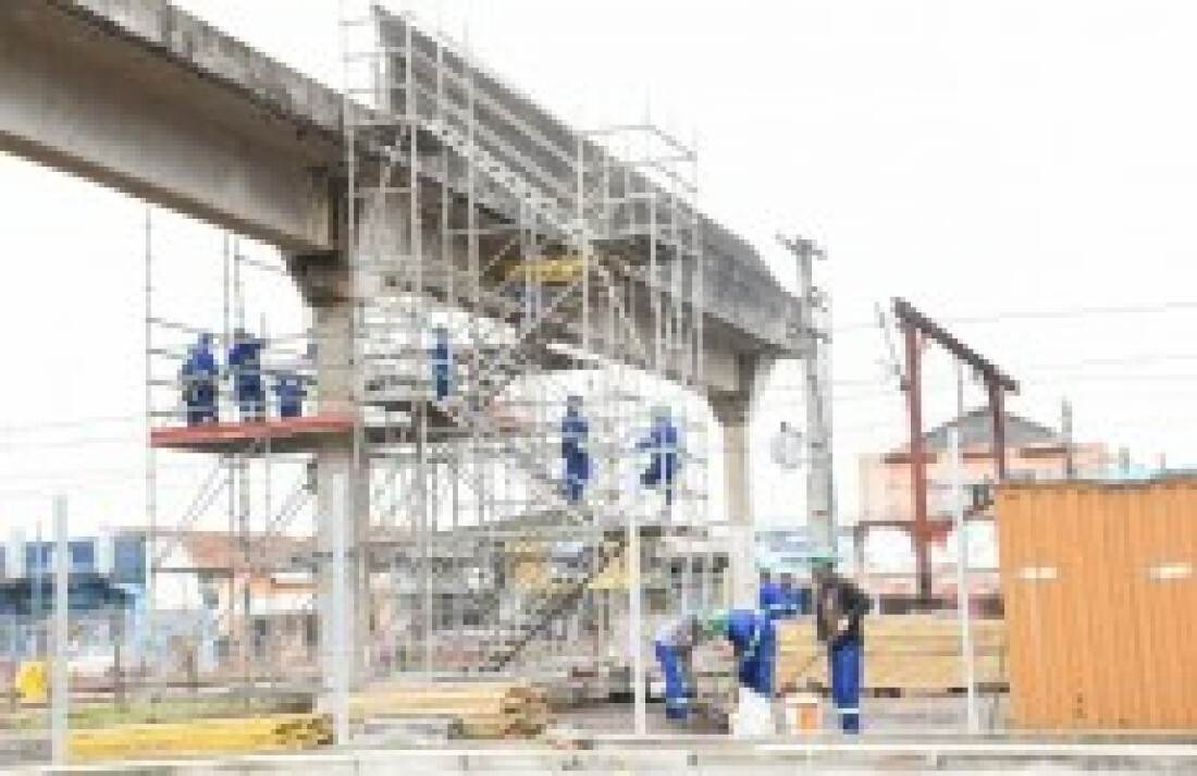 CPTM inicia remoção definitiva de antiga passarela