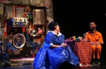 Espetáculo discute realidade das pessoas marginalizadas