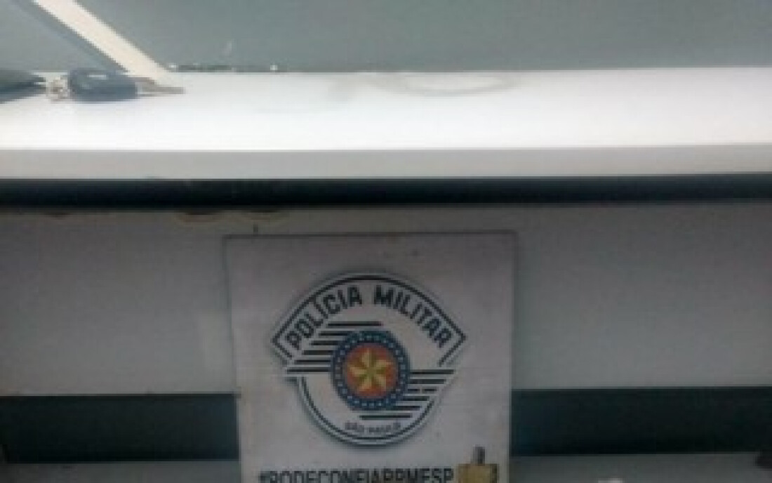 Polícia de Itaquá apreende 1,5 quilo de maconha