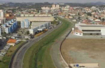 Suzano reforça compromisso de obras