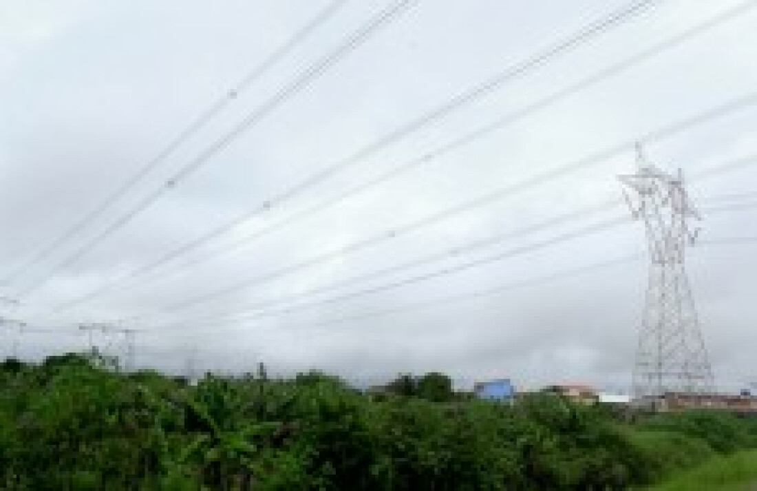 Terrenos de empresa são opção para moradores em área de risco