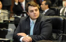 Presidente da CCJ pretende antecipar discussão da reforma