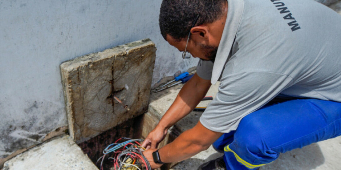 Renova Escola realiza serviços de manutenção