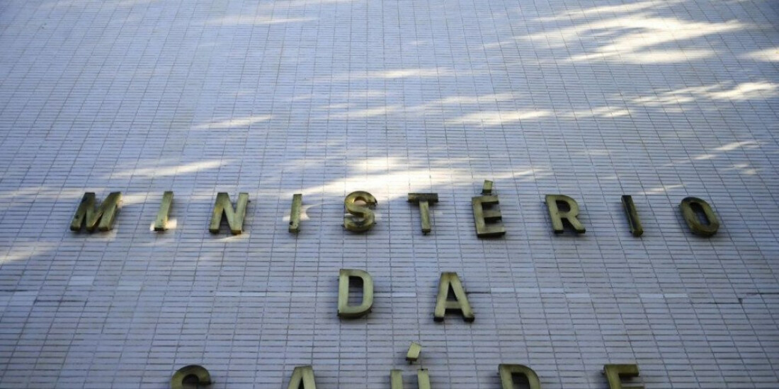 Saúde recebe 50 mil doses de antiviral para tratamento contra covid