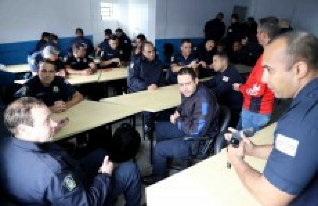 Guarda Civil dá início ao treinamento com armas