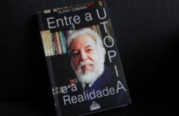 Articulista do Mogi News, Olavo lança livro amanhã