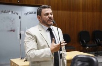 Projeto obriga vacinação em dia para matrícula em escolas