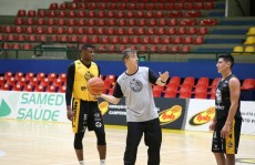 Mogi/Helbor encara o São José hoje no Vale