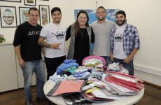 Banda doa agasalhos para campanha do Fundo Social