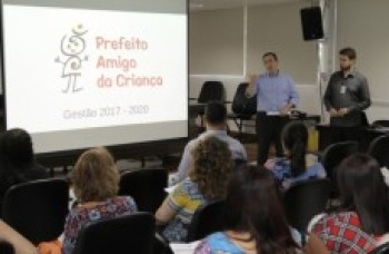 Pasta faz consulta pública para construção do Plano da Infância