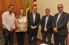 Secretário estadual de Educação conhece projetos da rede de Mogi