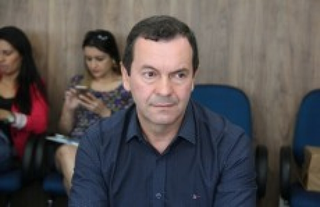 Câmara de Biritiba decide pelo afastamento do prefeito Jarbas