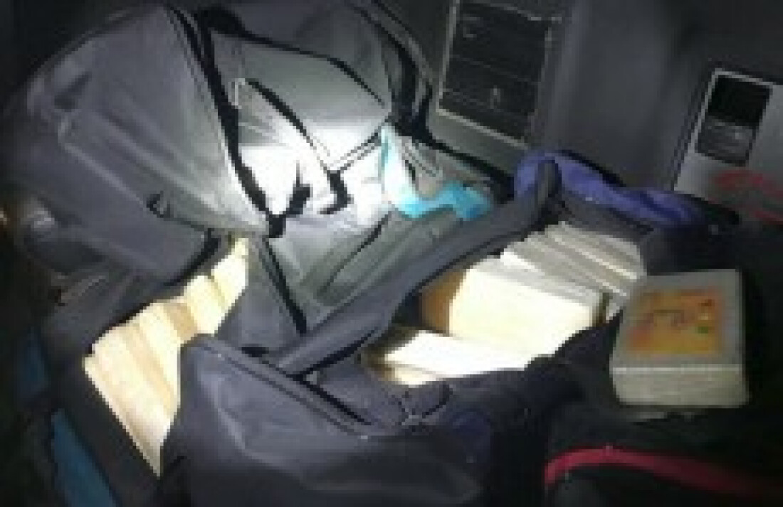 Mais de 450 quilos de cocaína são encontrados em caminhão