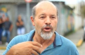 População se divide após ataque em Suzano