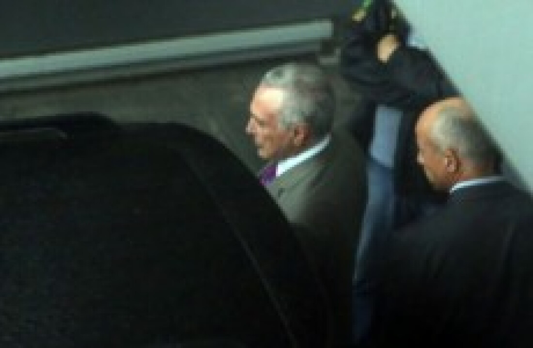 Preso pela PF, Temer é alvo de dez inquéritos