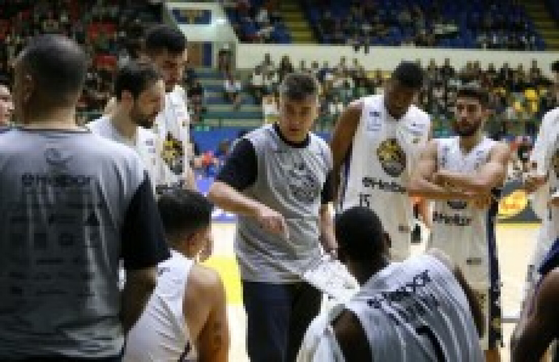 Pela liderança, Mogi/Helbor e Bauru duelam no Paulista