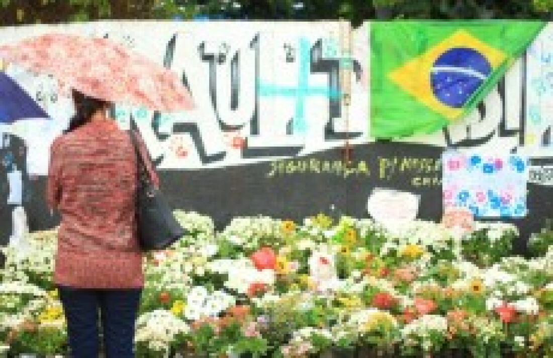 Voluntários vêm de longe para ajudar a reerguer a Raul Brasil